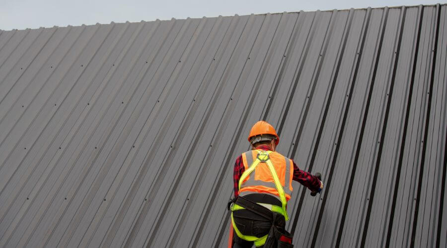 Professional residential roofers in Laurel, MT